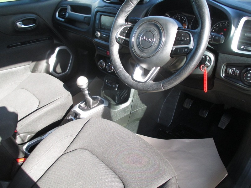 Used Jeep Renegade 2015 for sale - 78154635: Photo 23