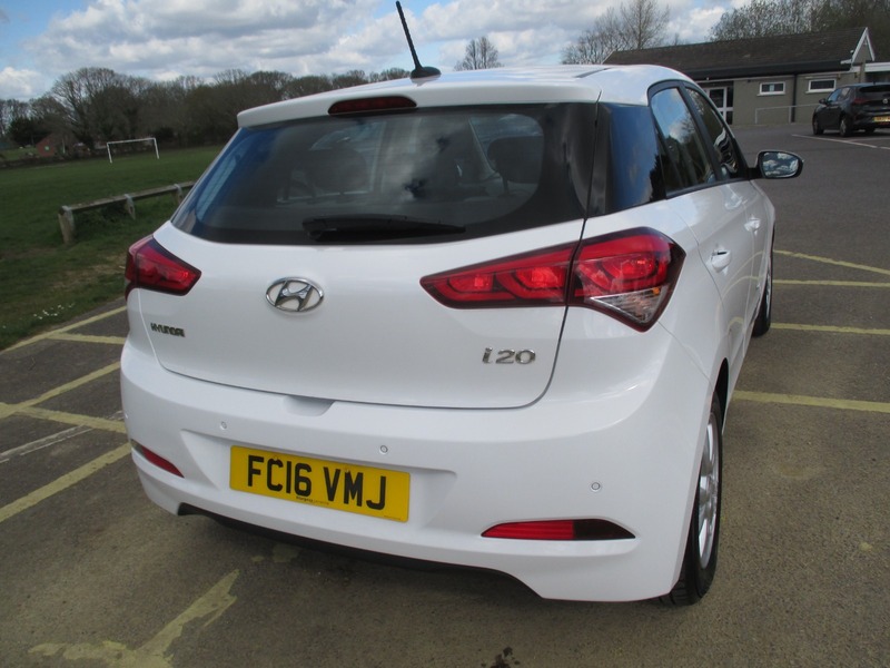 Used Hyundai i20 2016 for sale - 78031324: Photo 9
