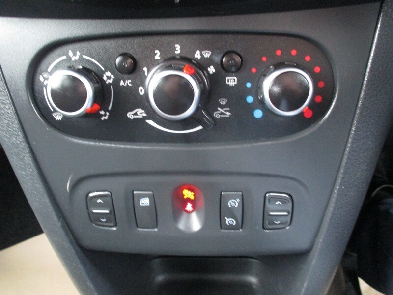 Used Dacia Sandero 2019 for sale - 77805646: Photo 30