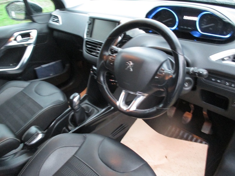 Used Peugeot 2008 2017 for sale - 76950877: Photo 21