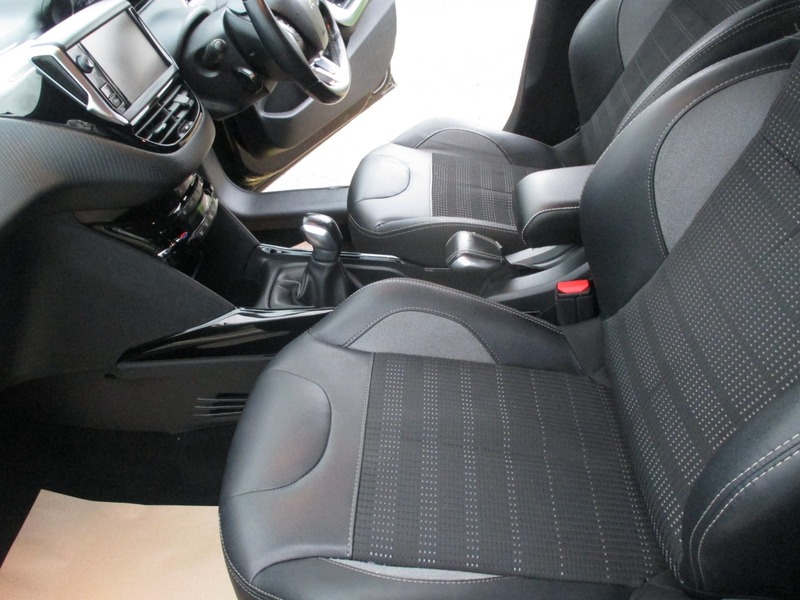 Used Peugeot 2008 2017 for sale - 76950877: Photo 29