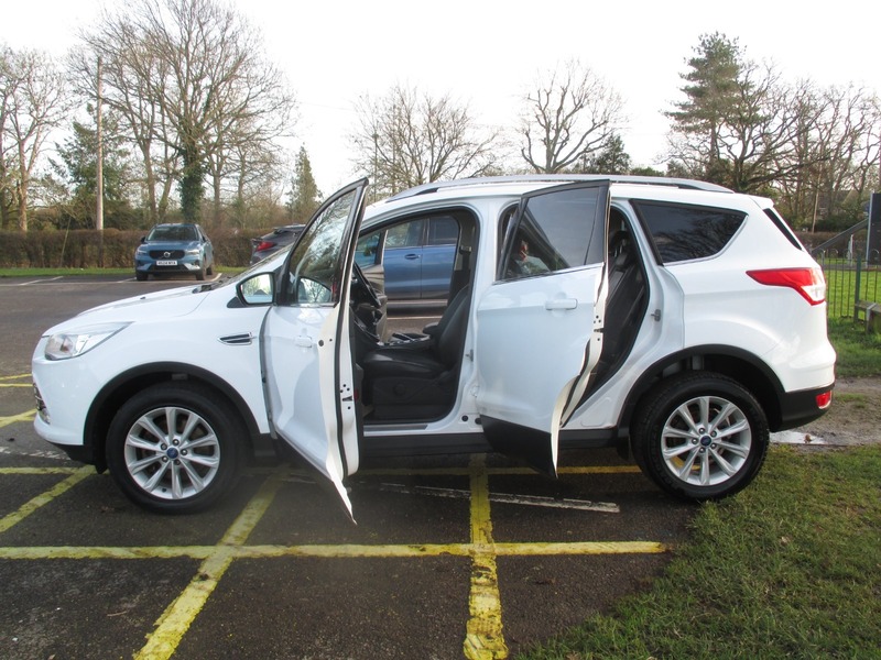 Used Ford Kuga 2015 for sale - 77118281: Photo 14