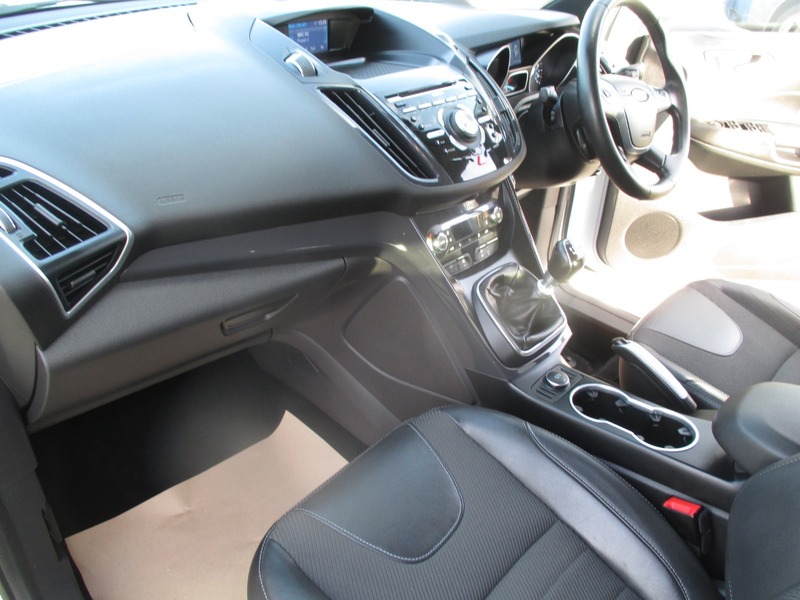 Used Ford Kuga 2015 for sale - 77118281: Photo 29