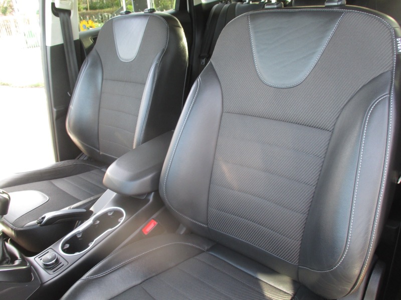 Used Ford Kuga 2015 for sale - 77118281: Photo 31