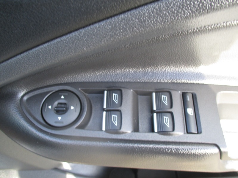 Used Ford Kuga 2015 for sale - 77118281: Photo 32