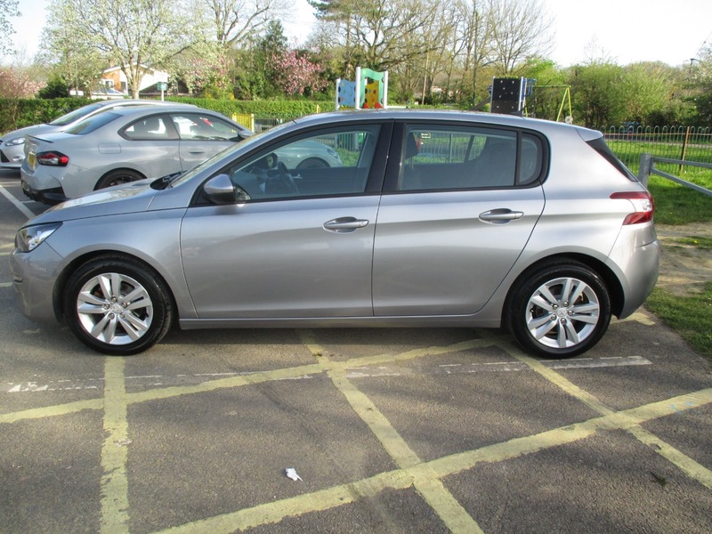Used Peugeot 308 2015 for sale - 78168108: Photo 16
