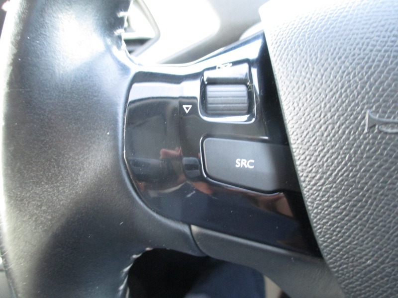 Used Peugeot 308 2015 for sale - 78168108: Photo 25