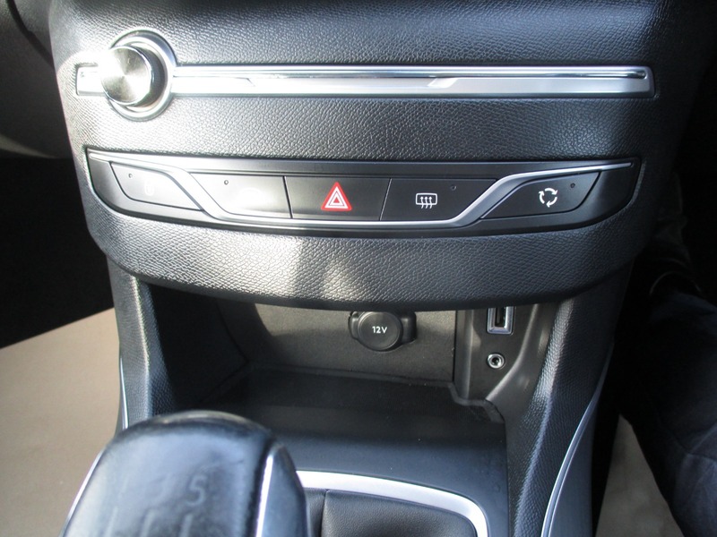 Used Peugeot 308 2015 for sale - 78168108: Photo 29