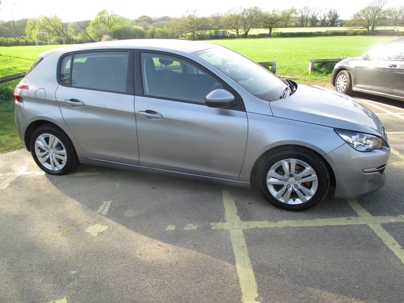 Used Peugeot 308 2015 for sale - 78168108: Photo 5