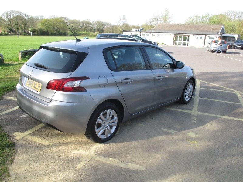 Used Peugeot 308 2015 for sale - 78168108: Photo 9
