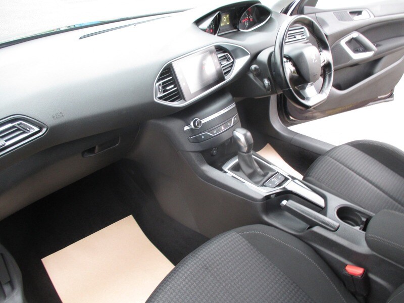 Used Peugeot 308 2018 for sale - 78140980: Photo 31