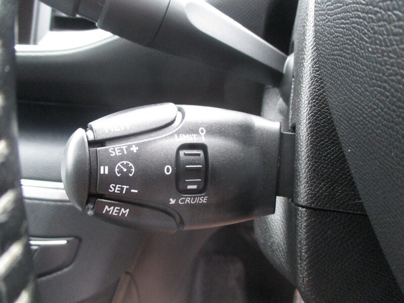 Used Peugeot 308 2018 for sale - 78140980: Photo 36