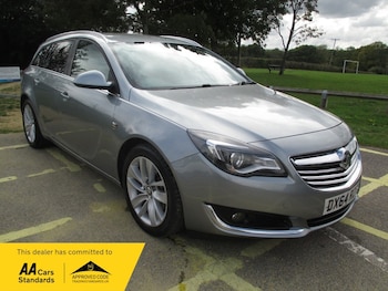 Vauxhall - Insignia