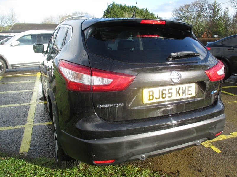 Used Nissan Qashqai 2015 for sale - 77227983: Photo 11
