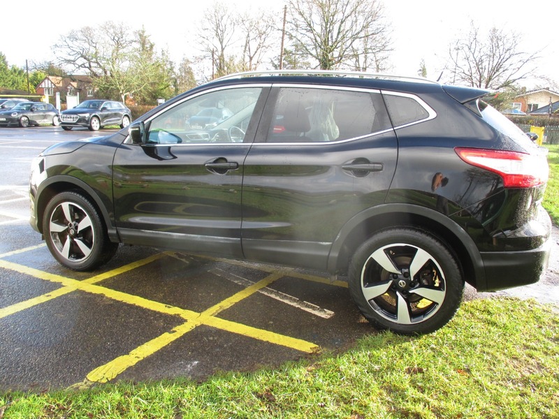 Used Nissan Qashqai 2015 for sale - 77227983: Photo 13