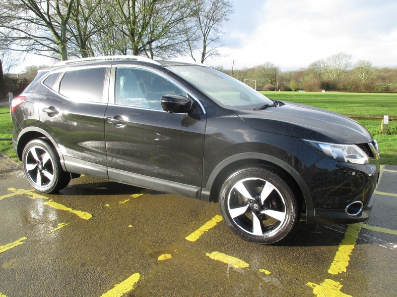 Used Nissan Qashqai 2015 for sale - 77227983: Photo 3