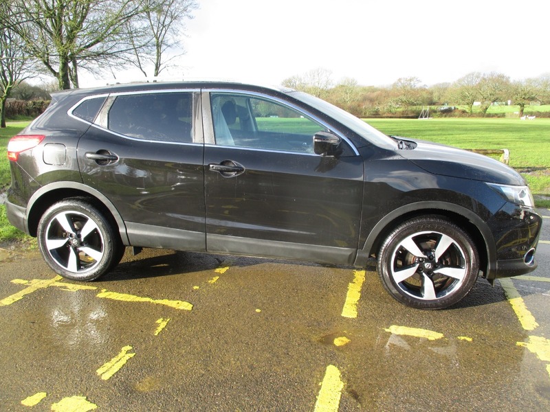 Used Nissan Qashqai 2015 for sale - 77227983: Photo 5