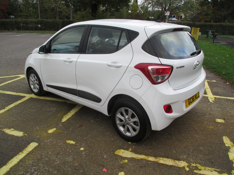 Used Hyundai i10 2016 for sale - 76357113: Photo 14