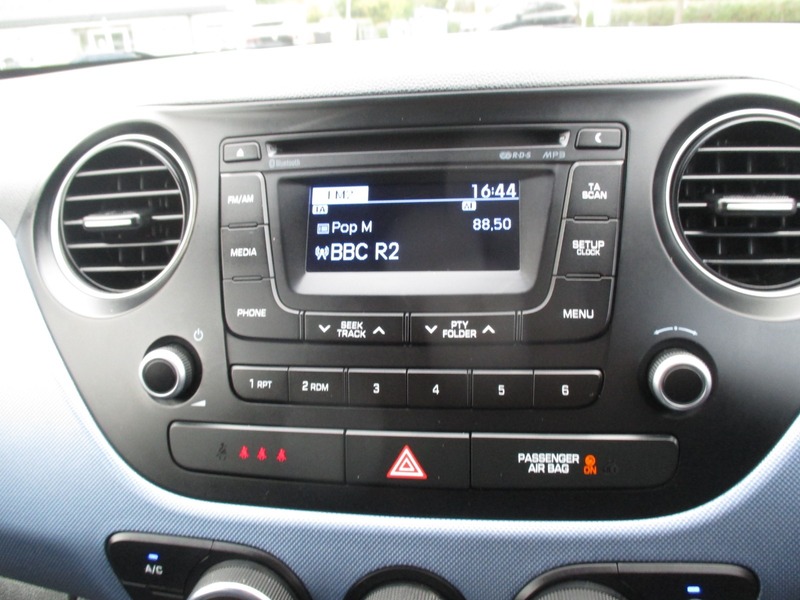 Used Hyundai i10 2016 for sale - 76357113: Photo 29