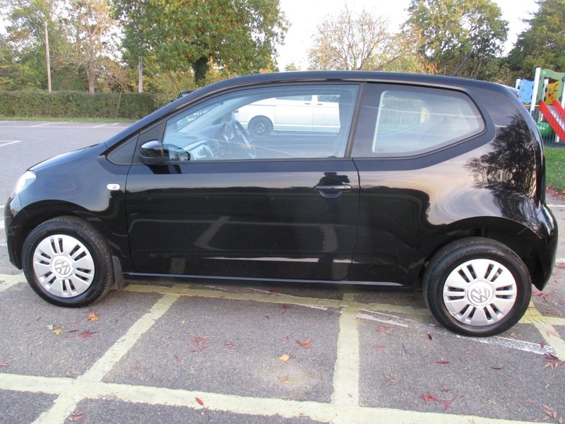 Used Volkswagen up! 2014 for sale - 76396650: Photo 14