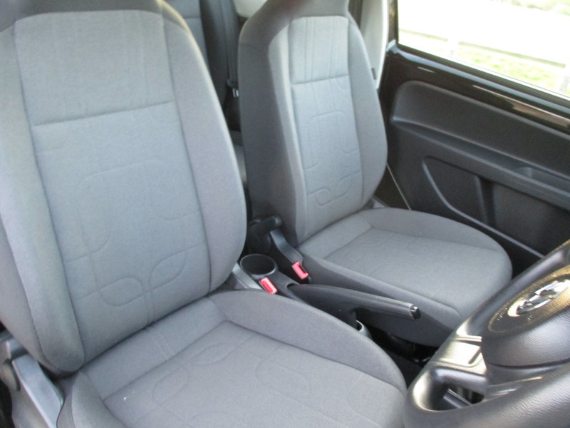 Used Volkswagen up! 2014 for sale - 76396650: Photo 19