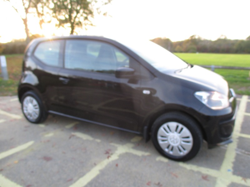 Used Volkswagen up! 2014 for sale - 76396650: Photo 3
