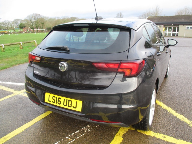 Used Vauxhall Astra 2016 for sale - 77521739: Photo 10