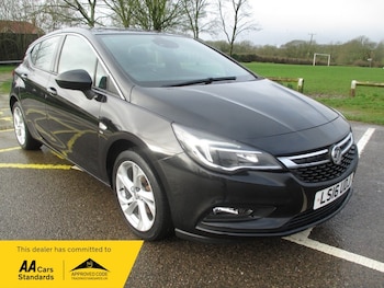 Used Vauxhall Astra 2016 for sale - 77521739: Photo