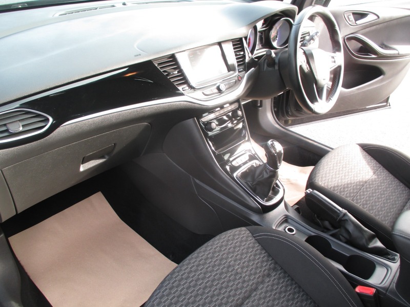 Used Vauxhall Astra 2016 for sale - 77521739: Photo 31