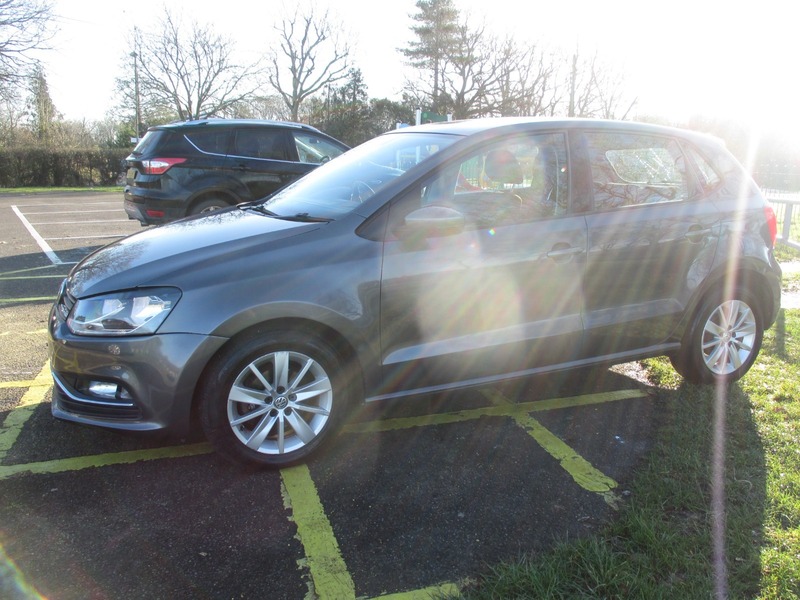 Used Volkswagen Polo 2015 for sale - 77154090: Photo 15