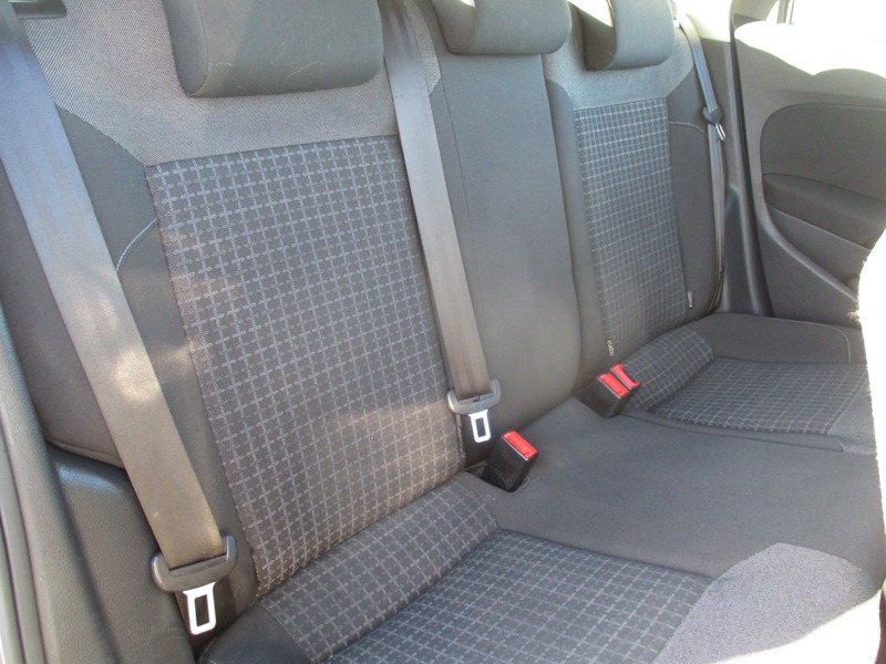 Used Volkswagen Polo 2015 for sale - 77154090: Photo 22