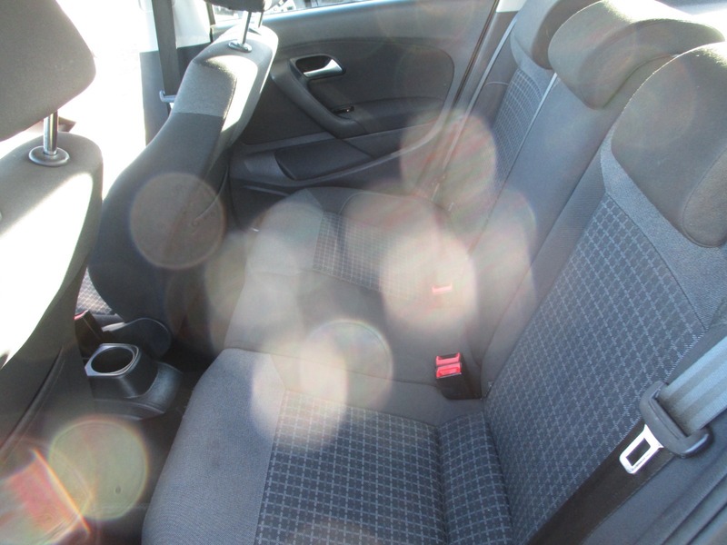 Used Volkswagen Polo 2015 for sale - 77154090: Photo 27