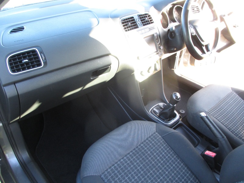 Used Volkswagen Polo 2015 for sale - 77154090: Photo 29