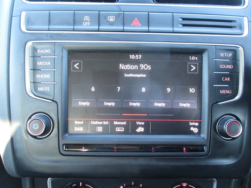 Used Volkswagen Polo 2015 for sale - 77154090: Photo 38