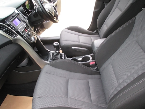 Used Hyundai i30 2015 for sale - 76236373: Photo 33