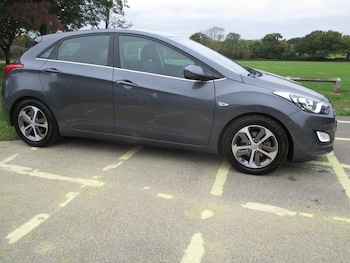 Used Hyundai i30 2015 for sale - 76236373: Photo 4