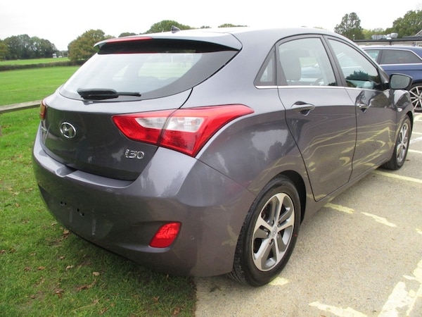 Used Hyundai i30 2015 for sale - 76236373: Photo 8