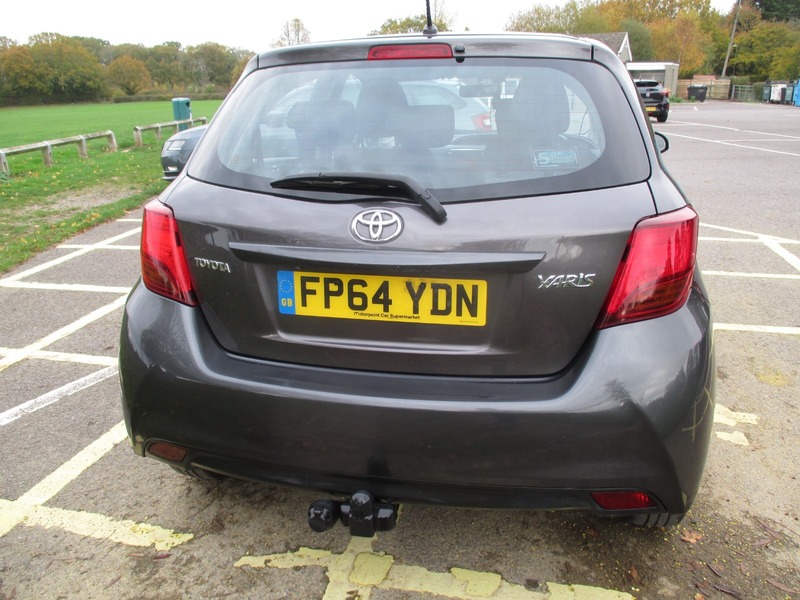 Used Toyota Yaris 2014 for sale - 76470721: Photo 10