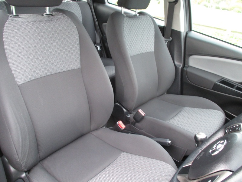 Used Toyota Yaris 2014 for sale - 76470721: Photo 21