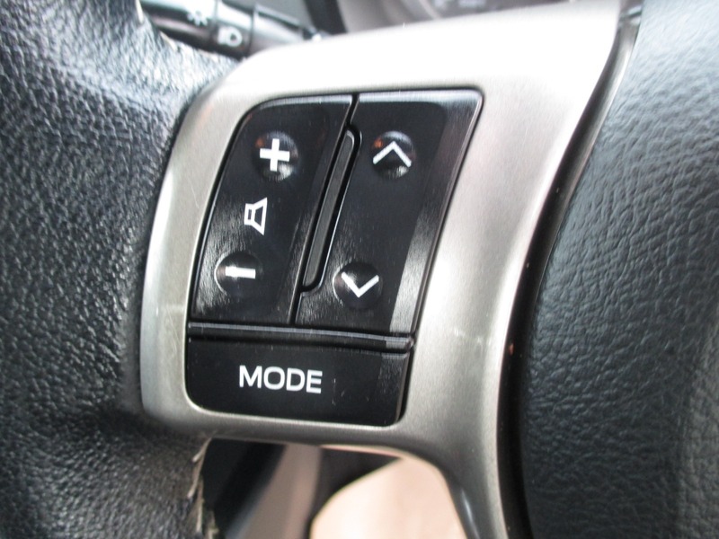 Used Toyota Yaris 2014 for sale - 76470721: Photo 38