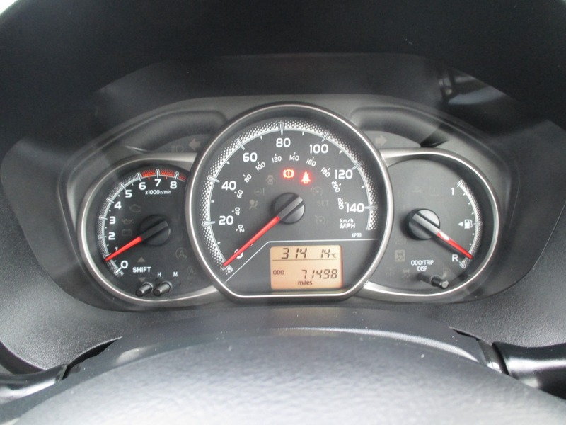 Used Toyota Yaris 2014 for sale - 76470721: Photo 39