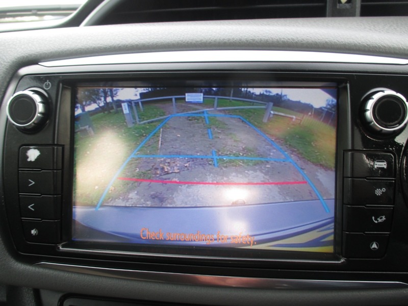 Used Toyota Yaris 2014 for sale - 76470721: Photo 43