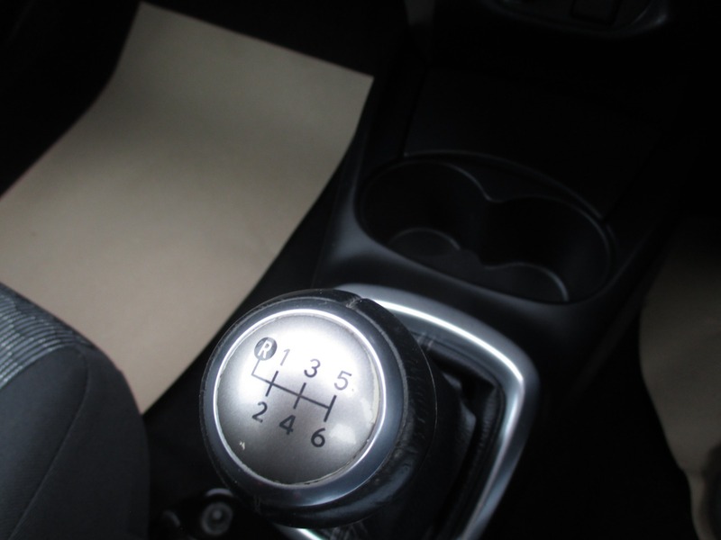 Used Toyota Yaris 2014 for sale - 76470721: Photo 46