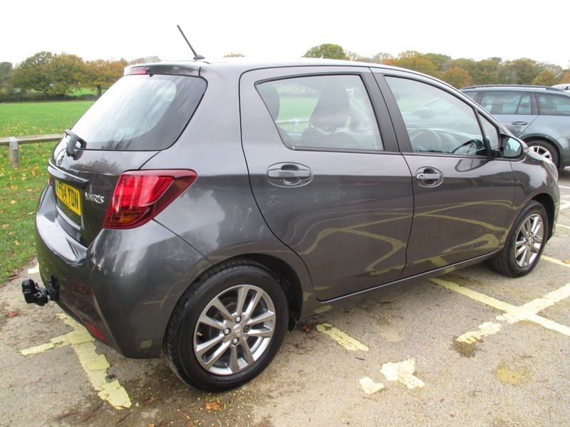 Used Toyota Yaris 2014 for sale - 76470721: Photo 8