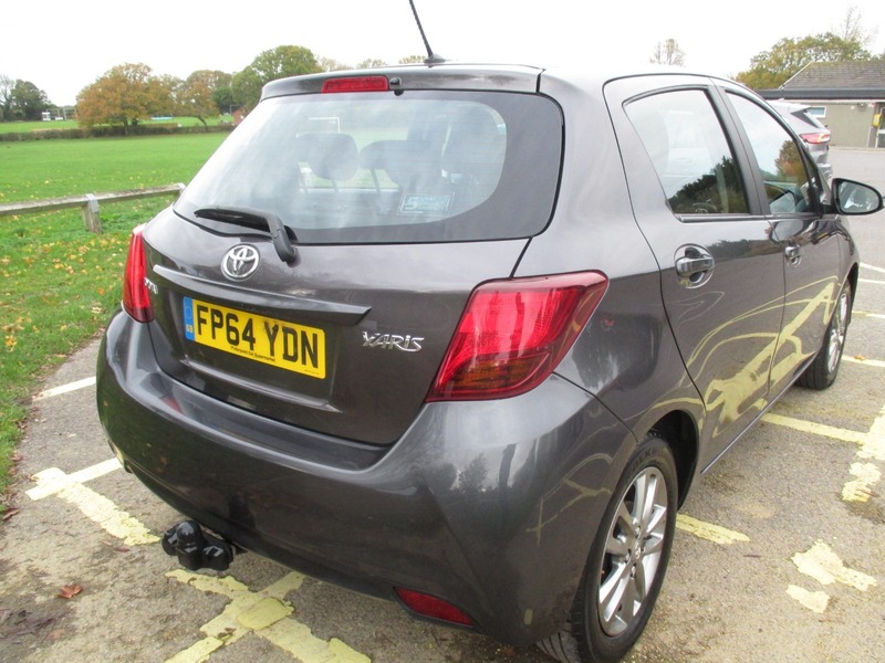 Used Toyota Yaris 2014 for sale - 76470721: Photo 9