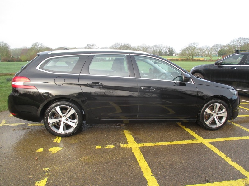 Used Peugeot 308 2016 for sale - 77547985: Photo 7
