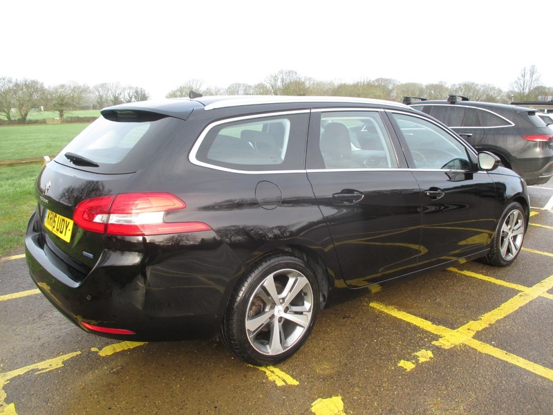 Used Peugeot 308 2016 for sale - 77547985: Photo 9