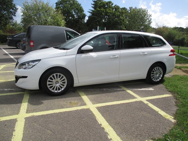 Used Peugeot 308 2015 for sale - 76192715: Photo 16