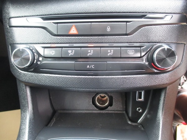 Used Peugeot 308 2015 for sale - 76192715: Photo 41