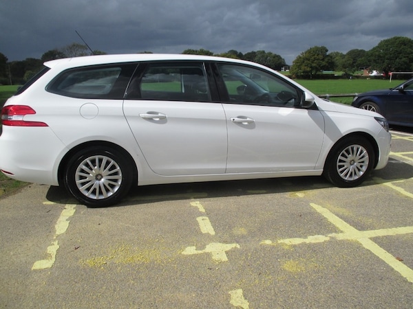 Used Peugeot 308 2015 for sale - 76192715: Photo 6